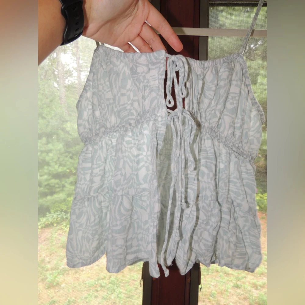 American Eagle Outfitters Blue and White Tie Front Camisole - Picture 3 of 5